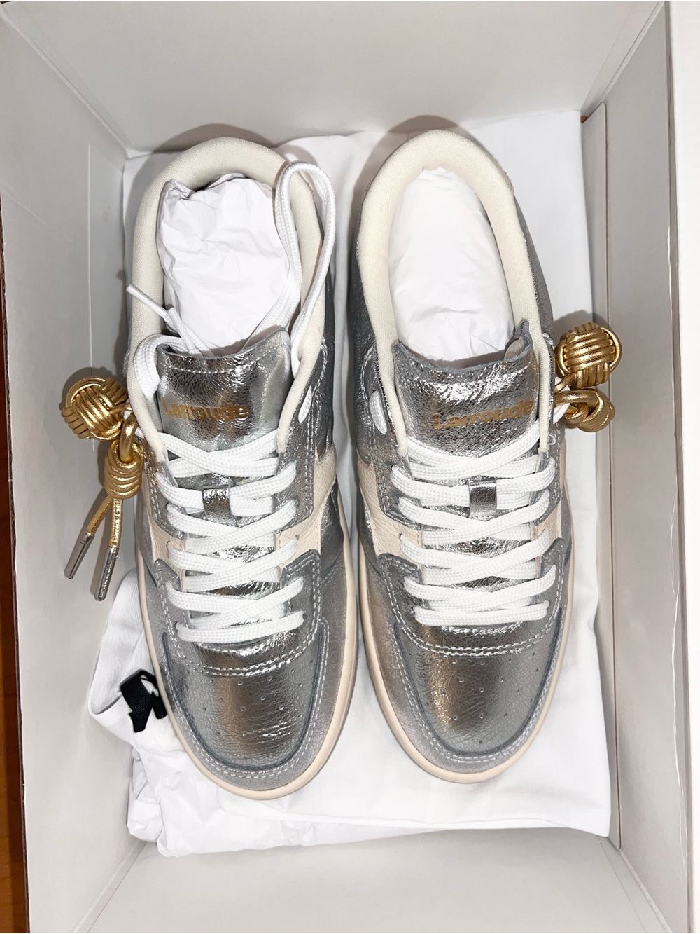 Larroude George Sneaker in Silver Leather & Ivory Leather NWT - Picture 8 of 15